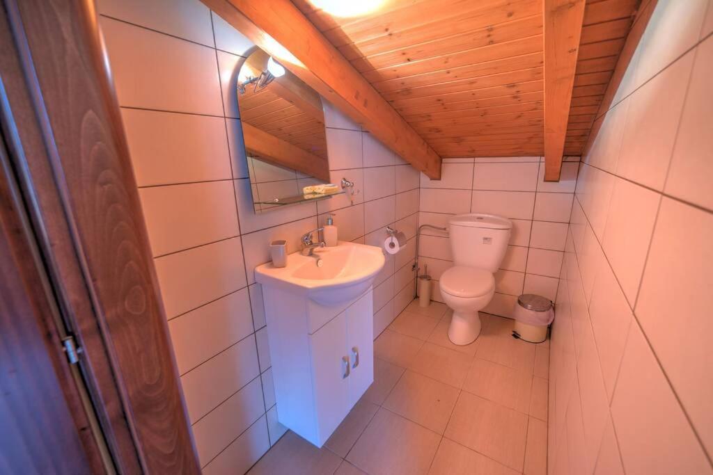 Zoe'S Apartments Nea Iraklitsa Eksteriør bilde