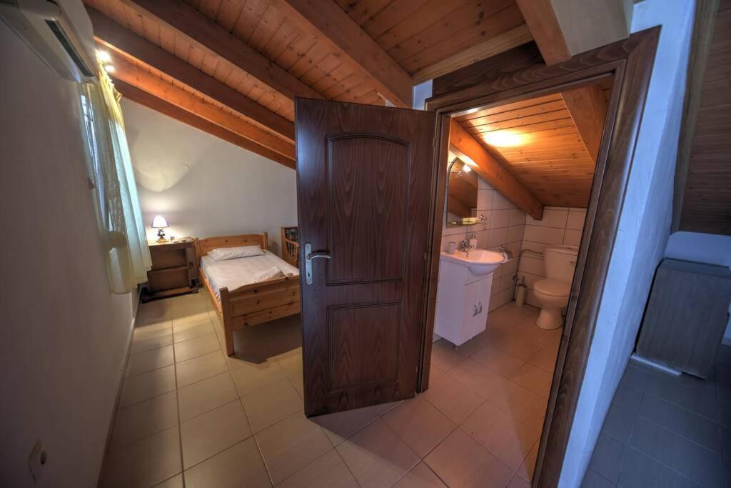 Zoe'S Apartments Nea Iraklitsa Eksteriør bilde